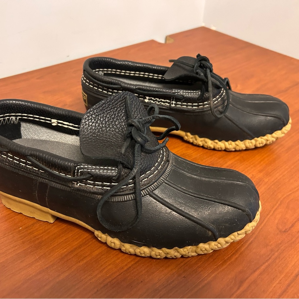 L.L. Bean Women’s Black and Tan Boots